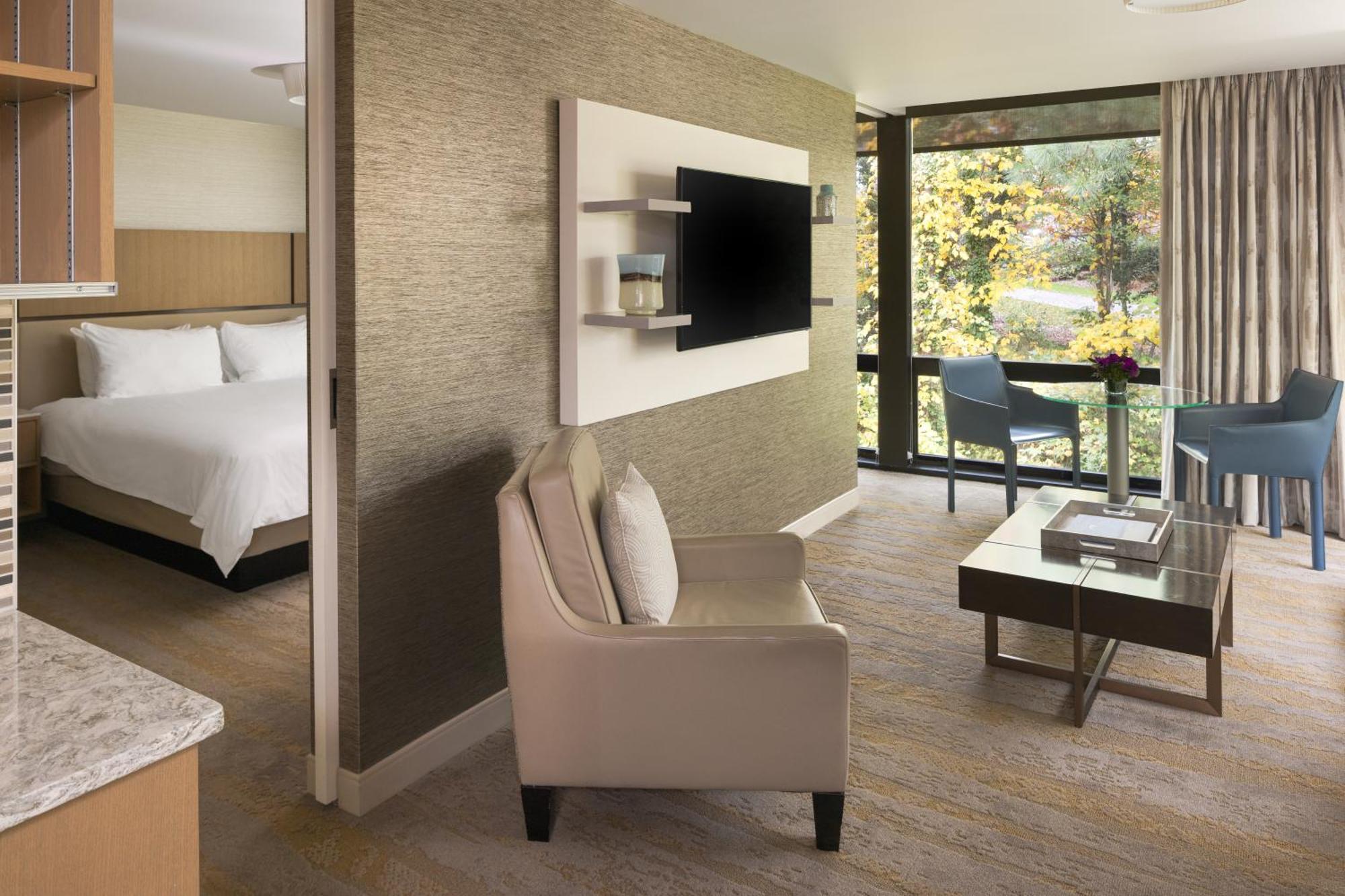 Jb Duke Hotel Дърам Екстериор снимка