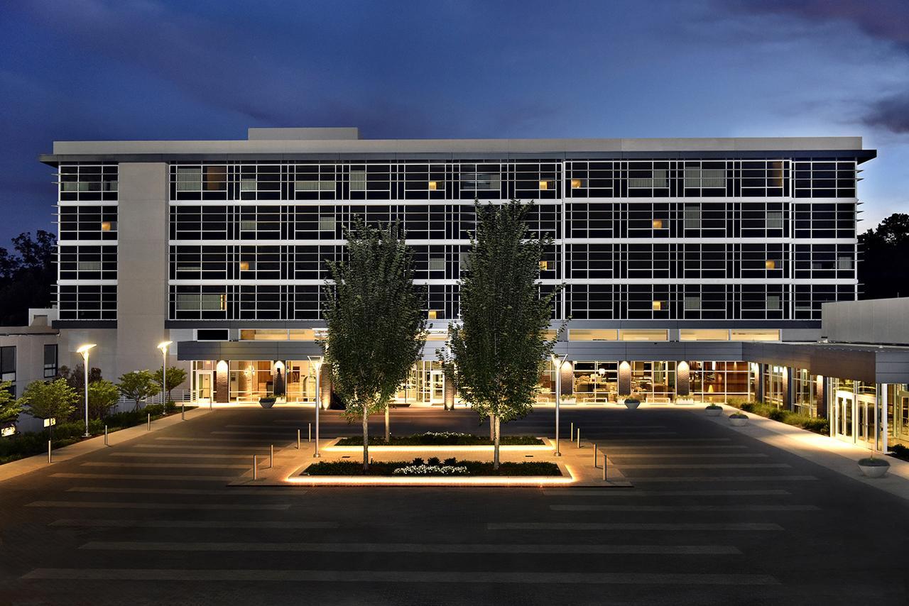 Jb Duke Hotel Дърам Екстериор снимка